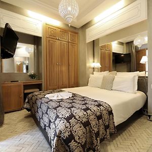 Camera con letto king size